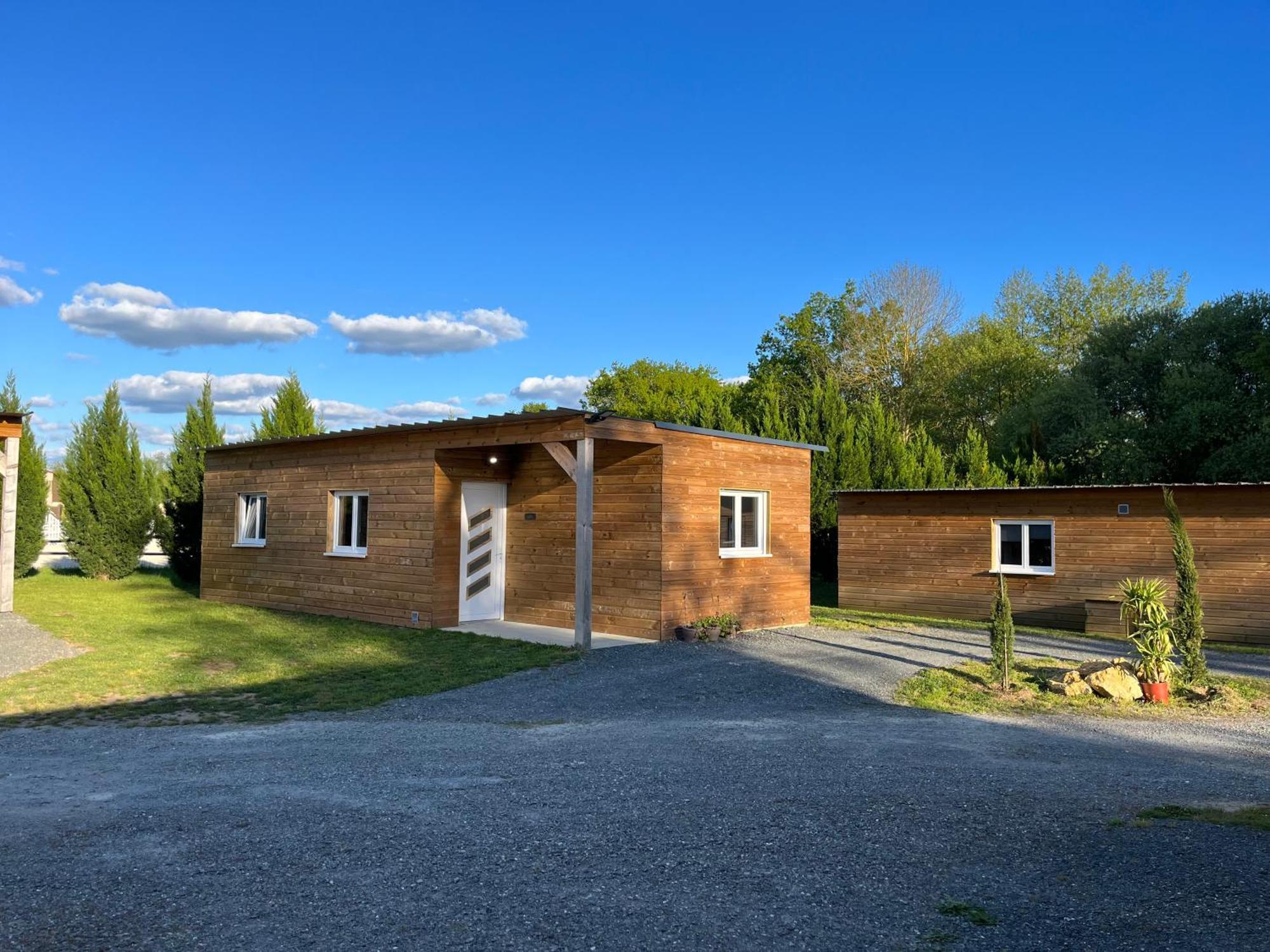 Les Chalets Du Mancel : Chalet Lulu - Bouleries Jump - 24H Du Mans Yvre-l'Eveque Экстерьер фото